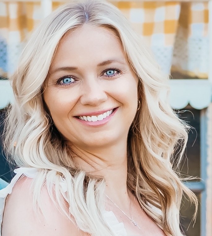 Stephanie  Geer